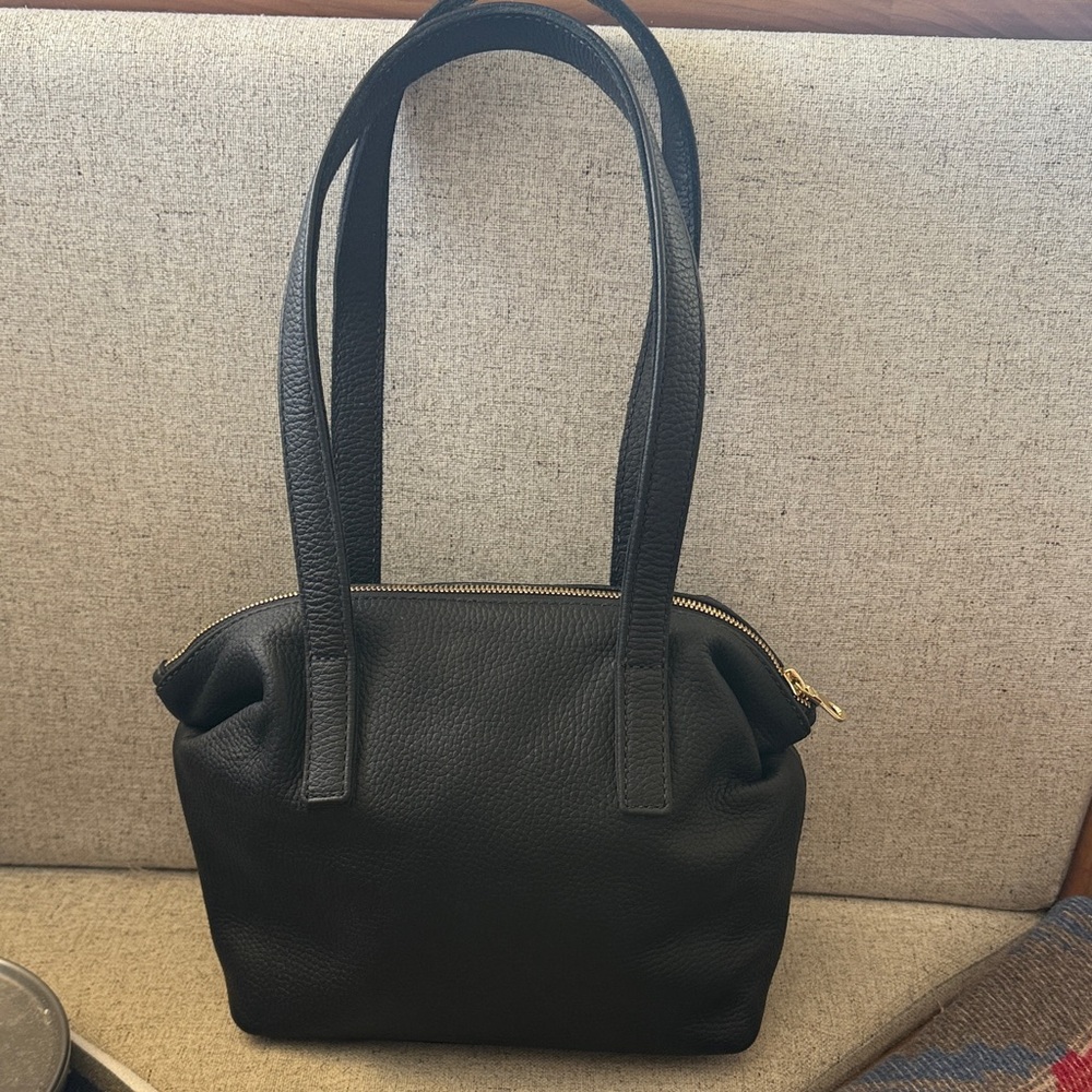 Parker Clay Classic Black Leather Tote Bag - Minimalist Women's Shoulder Purse